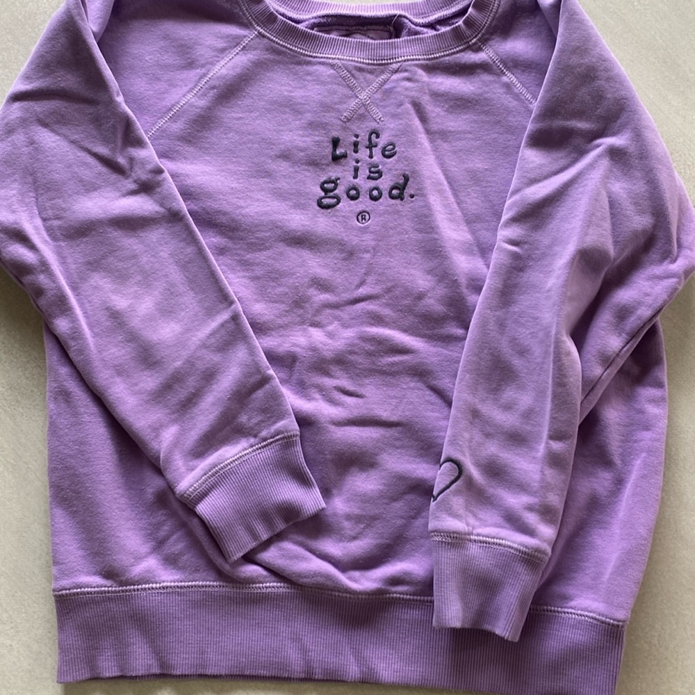 Life Is Good sweatshirt